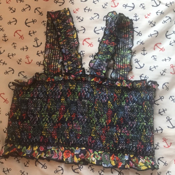 GORGEOUS smocked top from URBAN OUTFITTERS. Size S - Picture 3 of 5